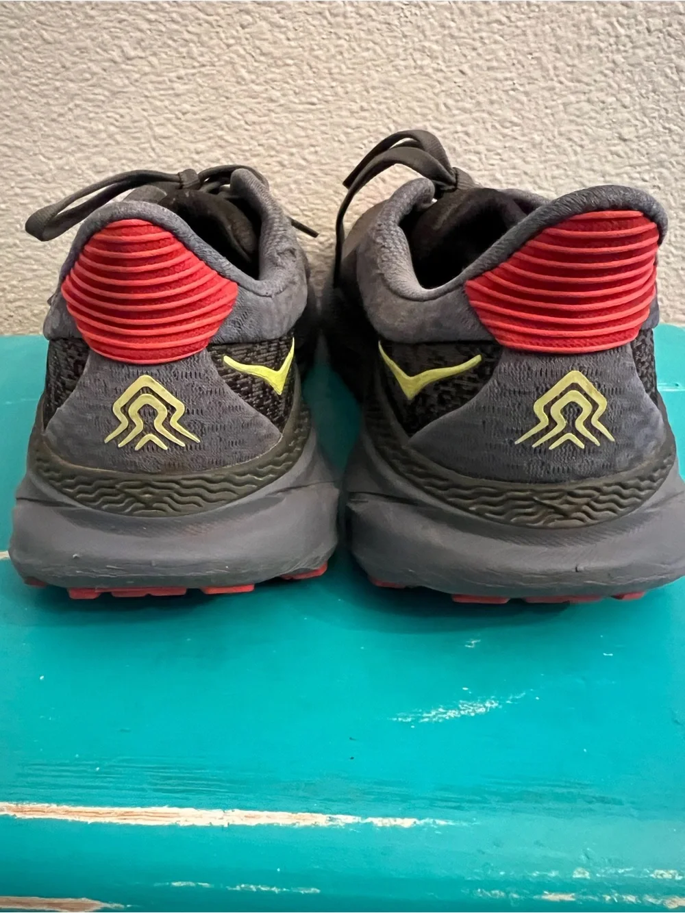 Hoka Women's Challenger ATR 7 Trail Shoe Size 6.5B